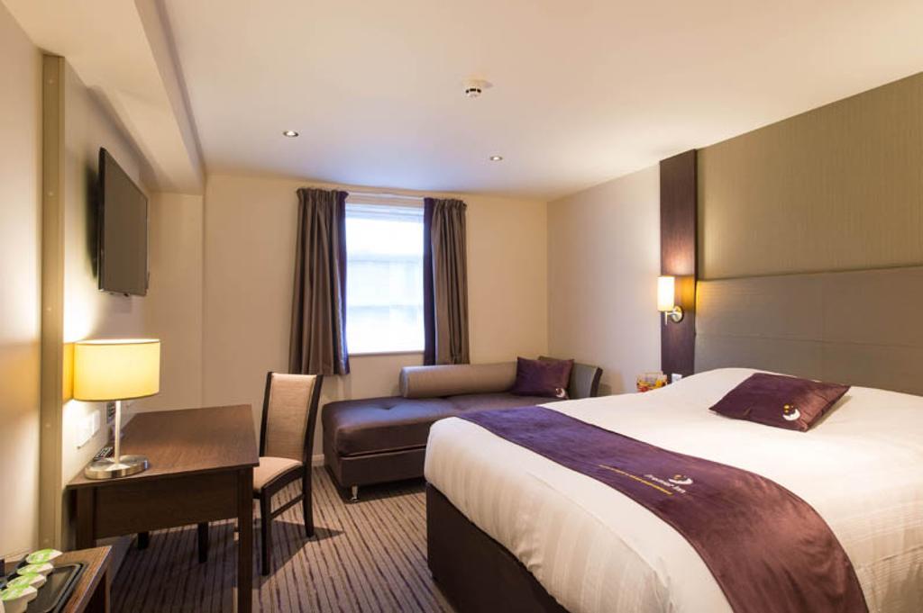 Premier Inn Dover Central - Eastern Ferry Terminal ห้อง รูปภาพ