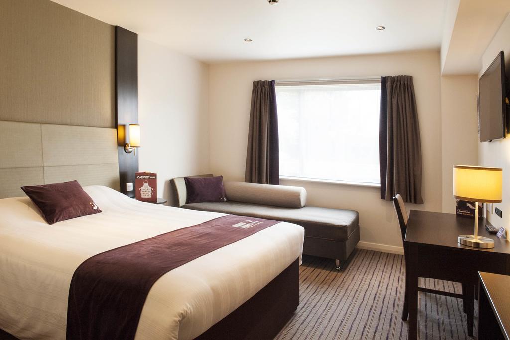 Premier Inn Dover Central - Eastern Ferry Terminal ห้อง รูปภาพ